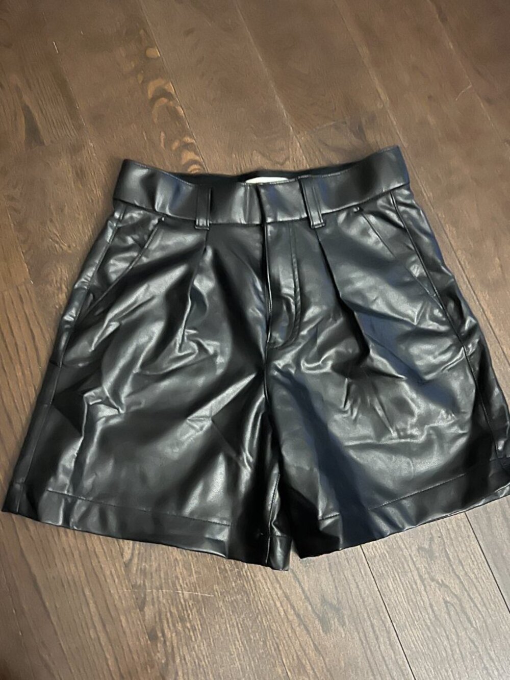 abercrombie High Rise Vegan Leather Shorts - size S
